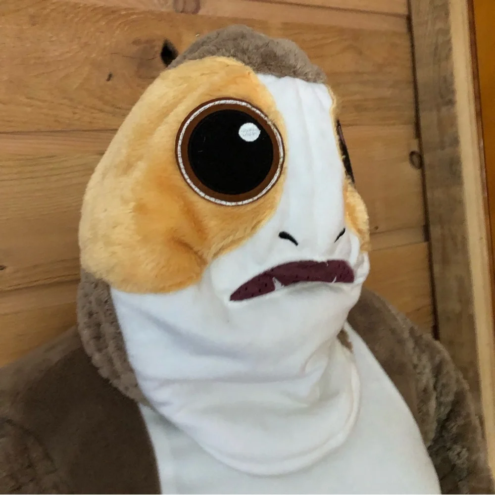 Kids size 4/6 Star Wars Porg 2 pc head + body . Lined and filled costume - Picture 3 of 16